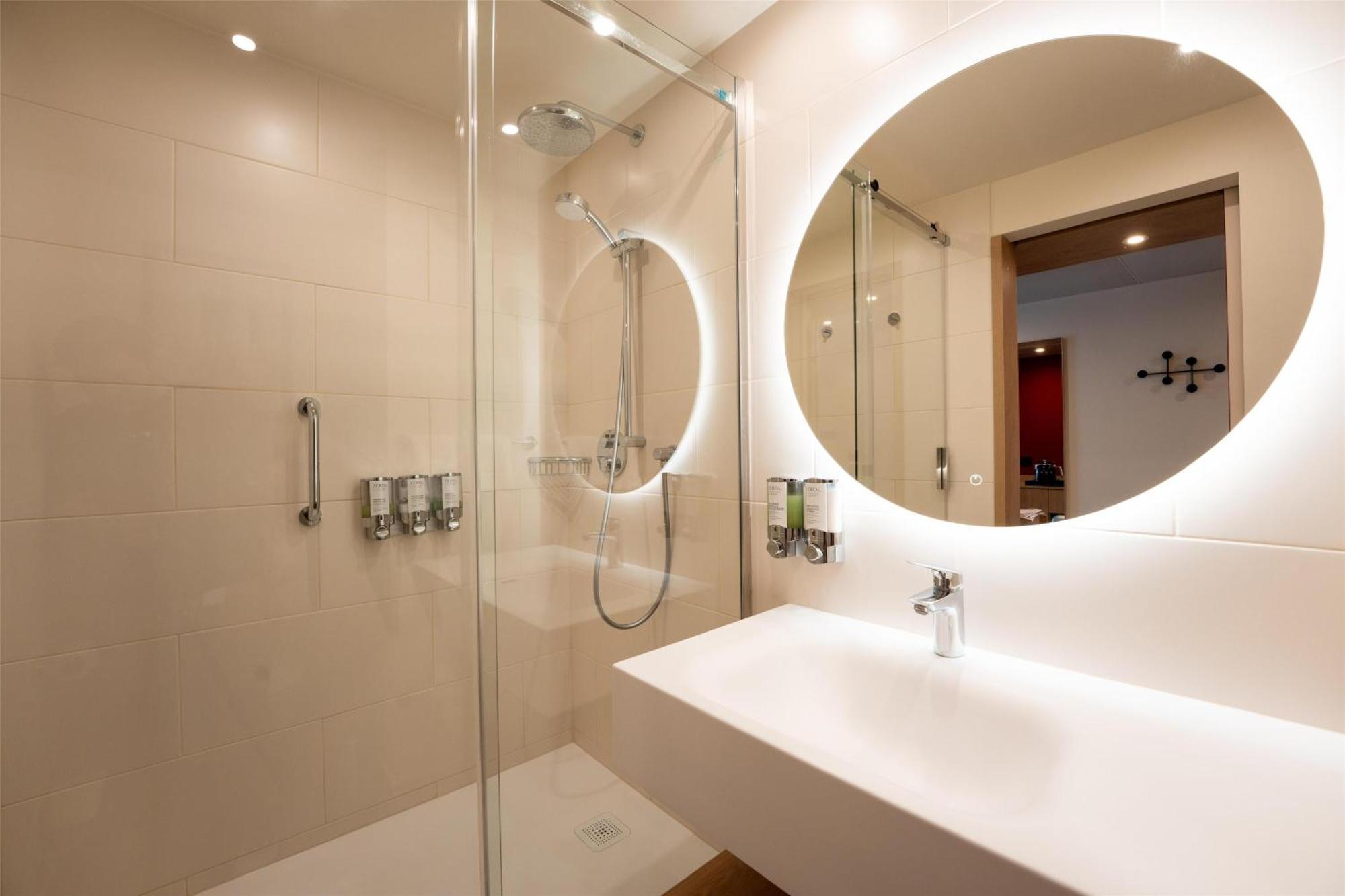 Hampton By Hilton Bristol Airport Hotell Redhill  Eksteriør bilde
