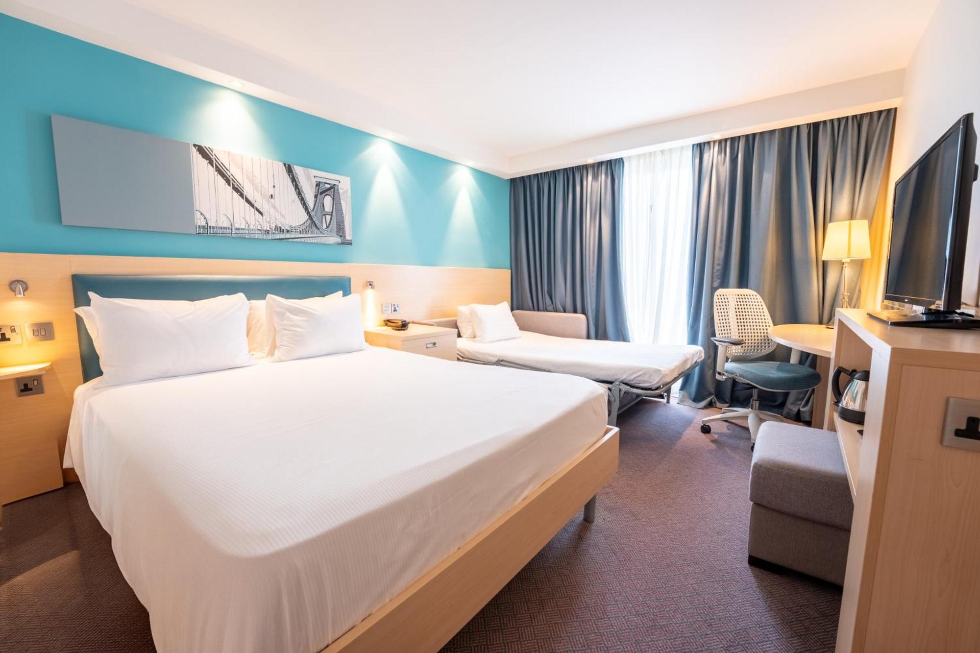 Hampton By Hilton Bristol Airport Hotell Redhill  Eksteriør bilde